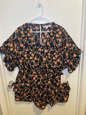 Black Floral Mini Dress with Ruffled Sleeves